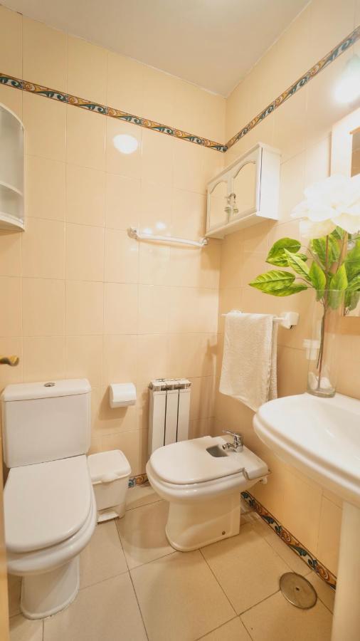 Bonito Y Acogedor Apartamento Pleno Centro Junto Catedral Granada Buitenkant foto